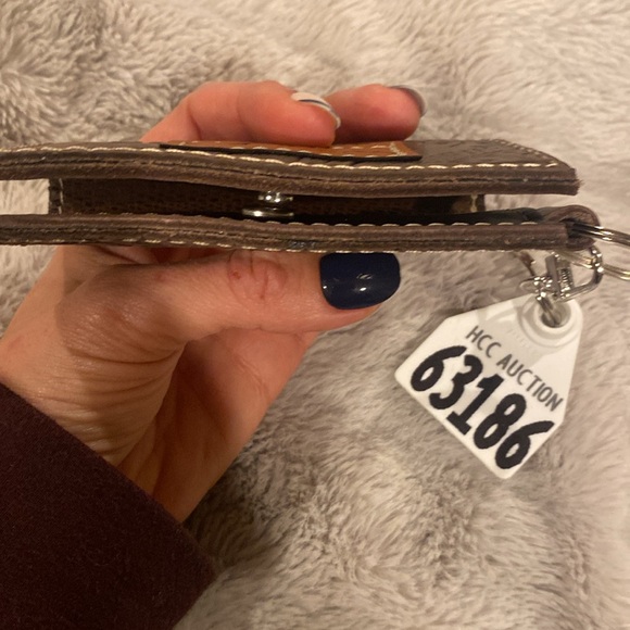 Holy Cow Couture Quick Draw holder - Picture 5 of 11